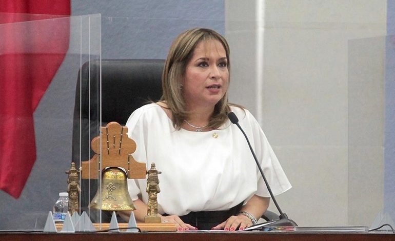  Otorgan licencia a Yolanda Cepeda como diputada de SLP