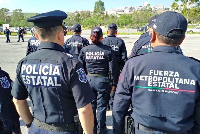  Presentarán iniciativa para que policías cuenten con seguridad social