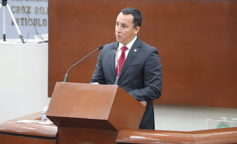  Repuso el Congreso poco más de 23 mil pesos al diputado Edmundo Torrescano