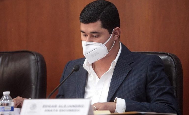  Congreso descontó tres días de salario a Edgar Anaya Escobedo por faltas