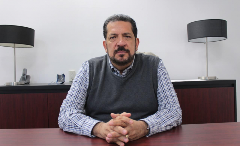  El director de Interapas debe exigir pagos a los grandes morosos: Arturo Ramos