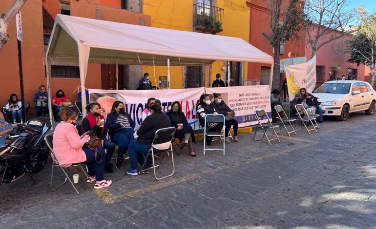  SITTGE instala plantón frente a la Oficialía Mayor (video)