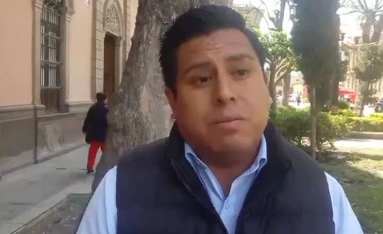  Zenón Santiago niega agresiones a indígenas; arremete contra Galindo