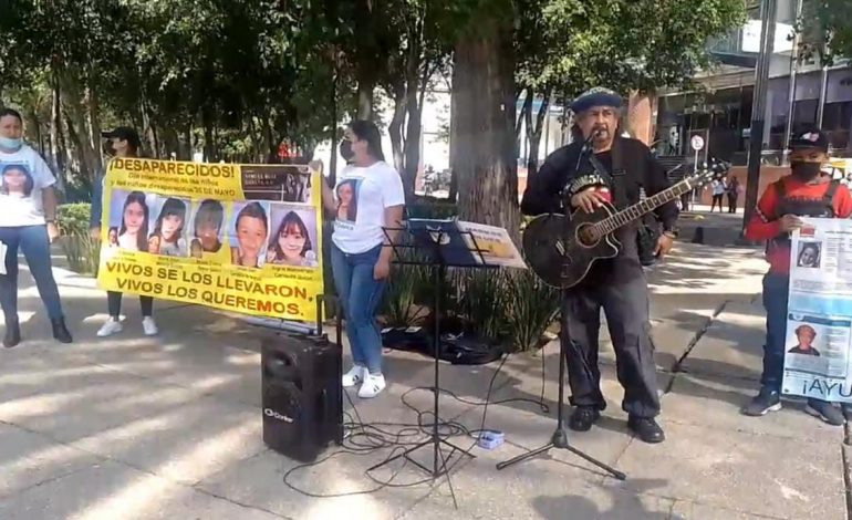  Centro Samuel Ruiz marcha en CDMX por infantes desaparecidos en SLP