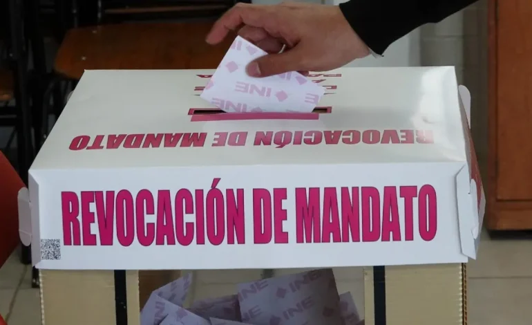  Presentan iniciativa para implementar Revocación de Mandato en SLP