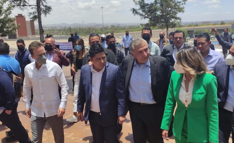  Secretario de Gobernación promete nuevo aeropuerto en Tamuín y reparar El Realito (video)