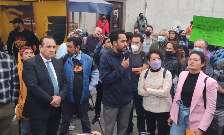  Autoridades se comprometen a no talar árboles ni quitar la ciclovía