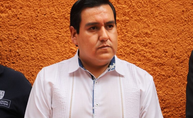  Designan a Luis Mejía como encargado de despacho de la delegación de Villa de Pozos