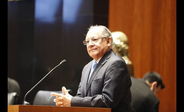  Juan Ramiro Robledo advierte intromisión del Poder Judicial en el Ejecutivo y el Legislativo