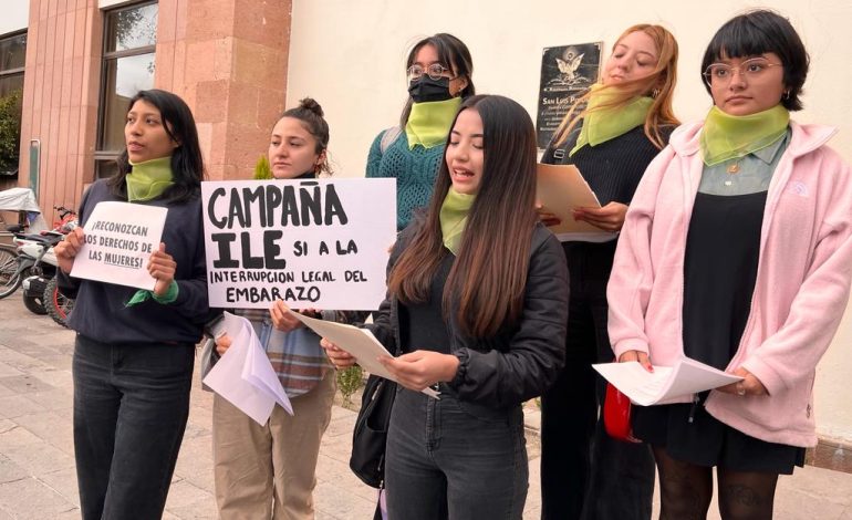  Universitarias presentarán iniciativa para despenalizar el aborto en SLP