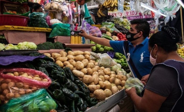  Inflación subió al 8.7% en agosto en México; el nivel más alto en 22 años