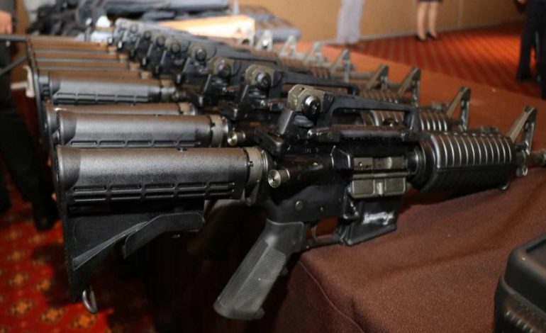  Gobierno de SLP condiciona préstamo de armas a municipios