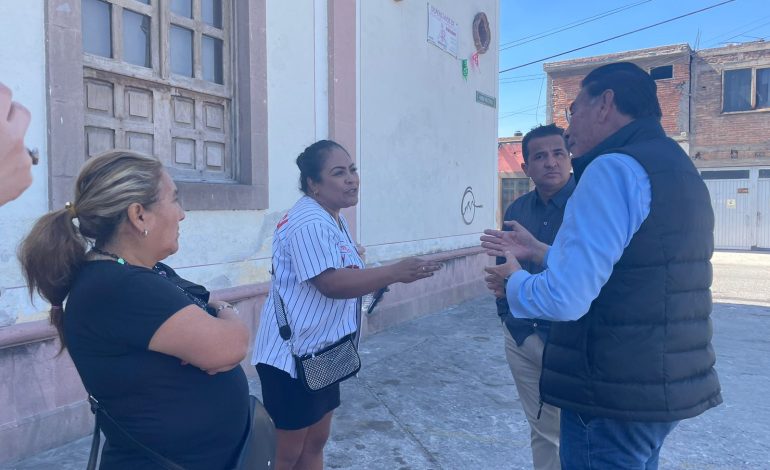 Vecinos de San Juan de Guadalupe exigen abasto de agua
