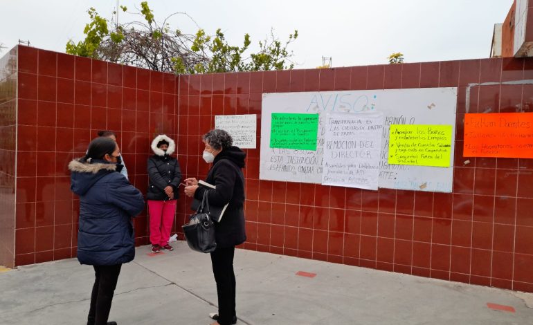  Padres de familia piden remover al director de la Secundaria Técnica 39 en SLP