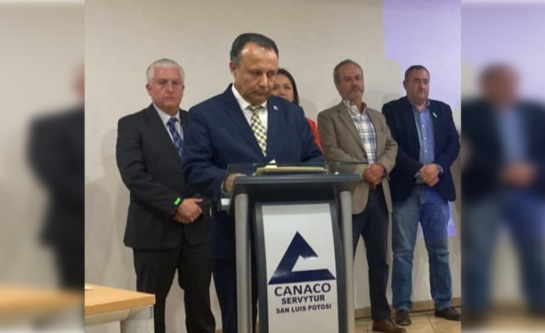  Entre señalamientos y retrasos, eligen a nuevo presidente de Canaco-Servytur SLP