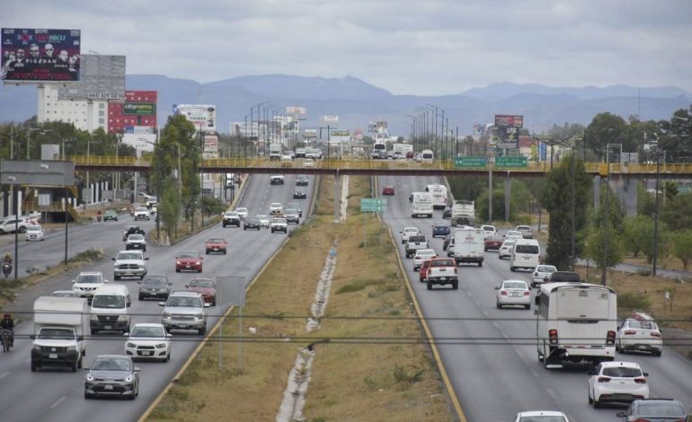  Segundo piso en carretera 57 no beneficia a la ciudadanía: activista