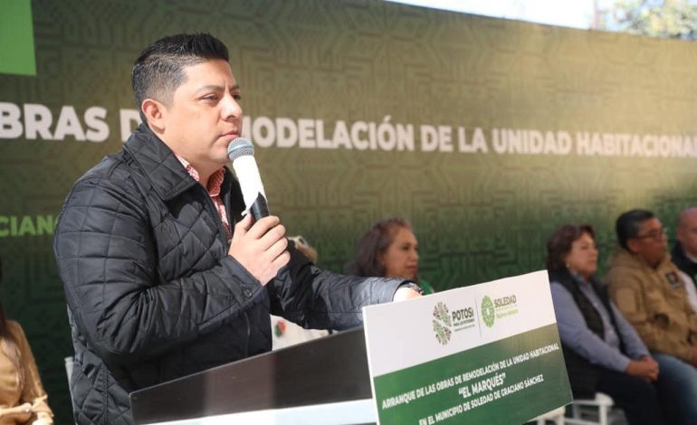  “No pueden opinar”, revira Gallardo al FCP por encuesta sobre la Arena Potosí