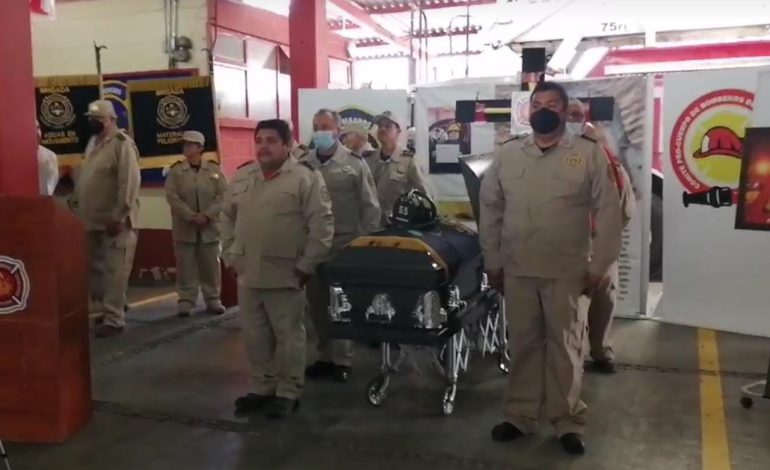  El riesgo de ser bombero: homenajean a Carlos Eduardo en SLP