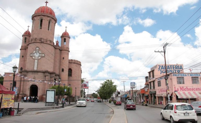  Torres Sánchez pide a vecinos de El Saucito “ser conscientes” sobre movilidad