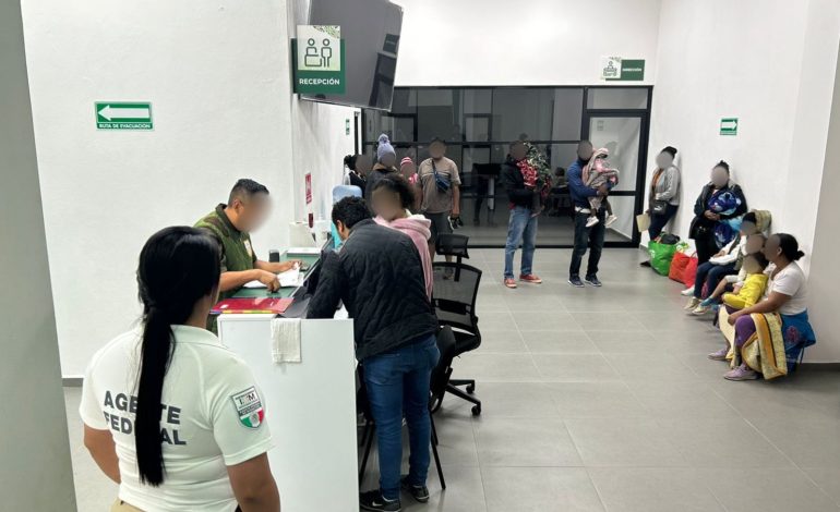  Entregan visas humanitarias a 48 personas migrantes rescatadas entre SLP y NL