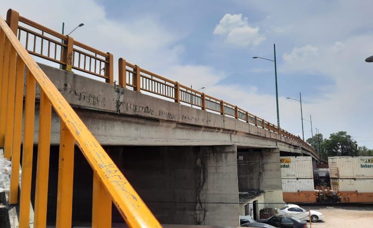  Puente de Universidad, en pie pese al pronóstico gallardista