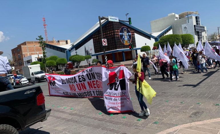  (VIDEO) SITTGE encabeza protesta contra la CEA e Interapas