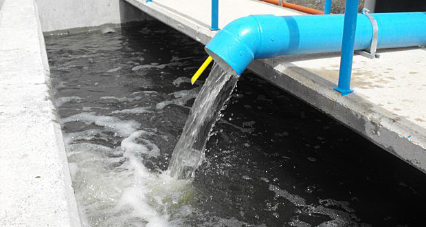  Galindo niega contaminación en agua de pozos y pipas