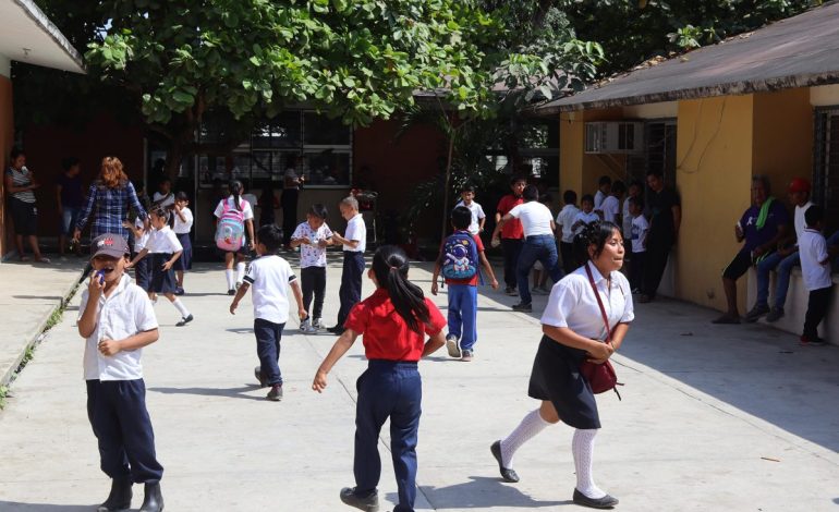  Por altas temperaturas, recortarán jornada escolar en primarias de SLP