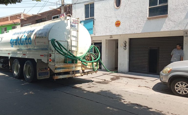  Alcaldesa acusa al Interapas de segregar a Soledad en servicio con pipas