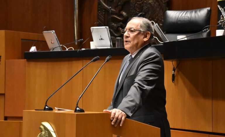  Ministros y jueces hacen cosas que le corresponden al Ejecutivo o al Legislativo: Robledo Ruiz