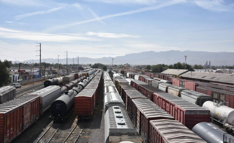  Propone Galindo “sacar” las vías del tren de la capital de SLP