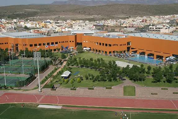  Por segunda vez, clausuran Deportivo La Loma; adeuda 23.9 mdp en 19 años
