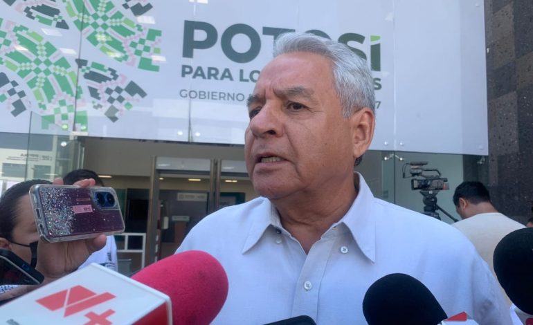  Ayuntamiento de SLP entregó cartografía de Villa de Pozos al Congreso