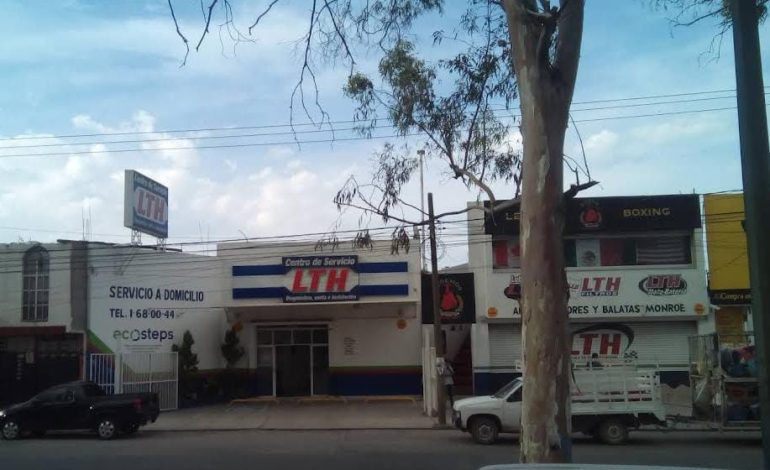  Subsidio y consumo, ofrecen a comerciantes afectados por obra en El Saucito