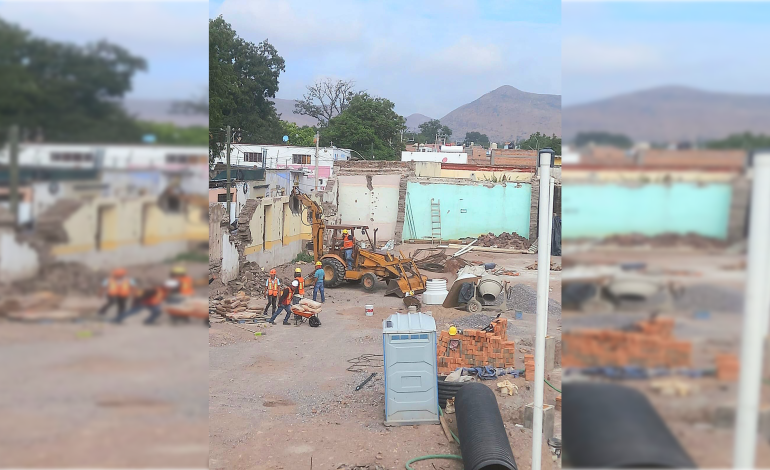  Destruyen patrimonio de 200 años en Santa María del Río por construcción de gasolinera
