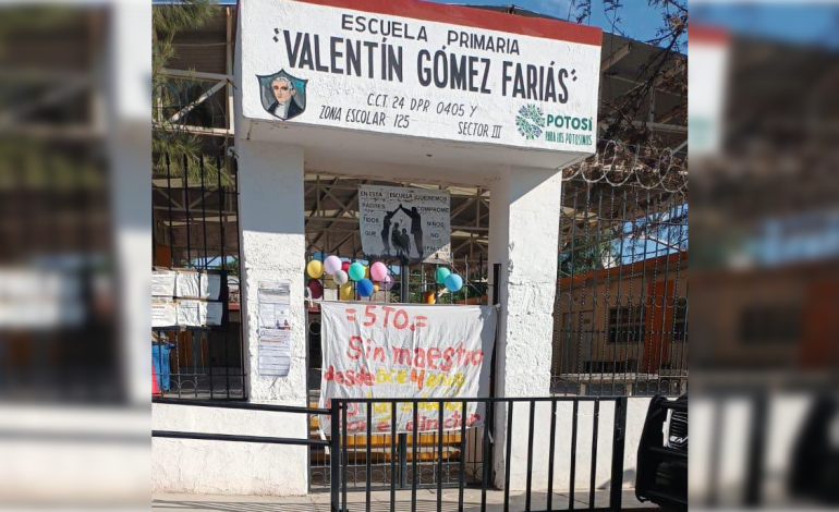  Alumnos de la primaria Valentín Gómez Farías llevan 4 años sin maestro de planta