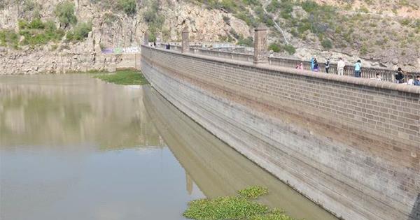  El agua de la Presa San José es inservible por contaminación: Consejo Hídrico