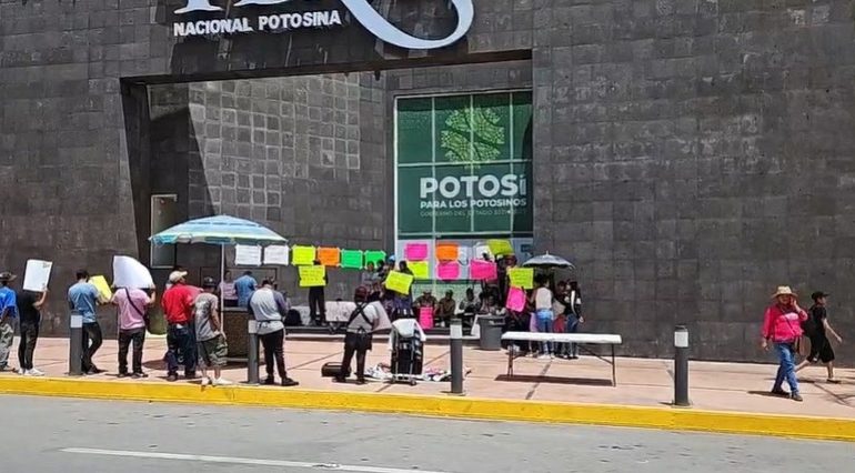  “Gritones” denuncian cobros excesivos y abusos en la Fenapo