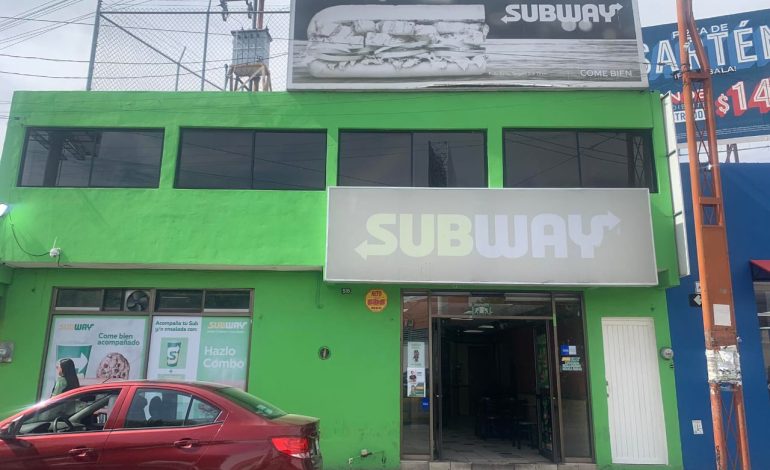  (VIDEO) Investigan golpiza a un empleado menor de edad en Subway SLP