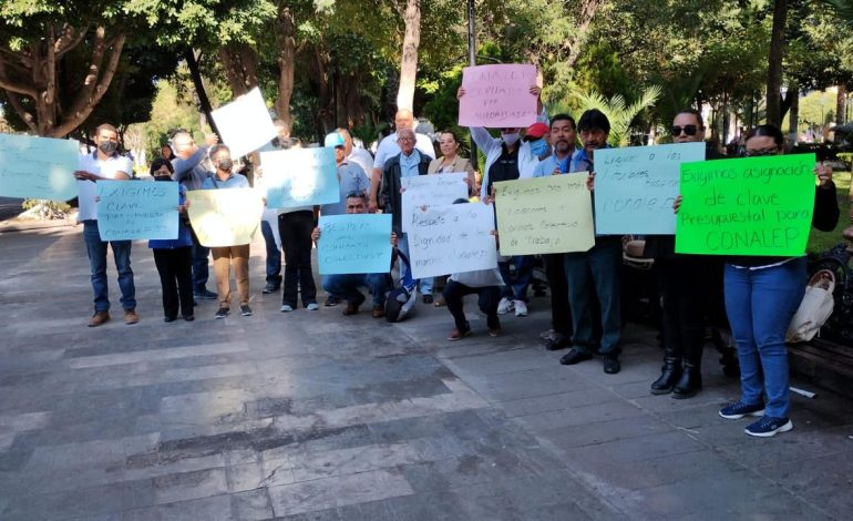  Marchan para exigir presupuesto de 40 mdp para el Conalep en SLP