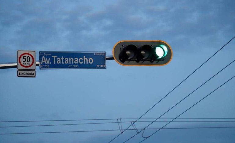  Nuevos semáforos deben “adaptarse” al tráfico de SLP: Galindo