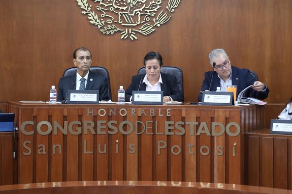  Diputados reclaman desdén a la educación indígena al titular de la SEGE