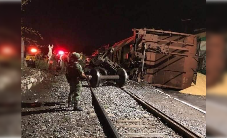  Tren descarrilado provocó el derrame de azufre en la zona Media