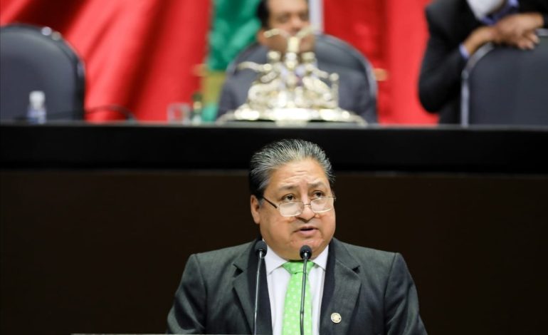  Hernández Villafuerte justifica haber presentado sólo 2 iniciativas en 2 años