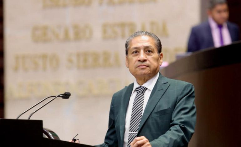  Gilberto Hernández Villafuerte, 2 iniciativas en 2 años como diputado federal