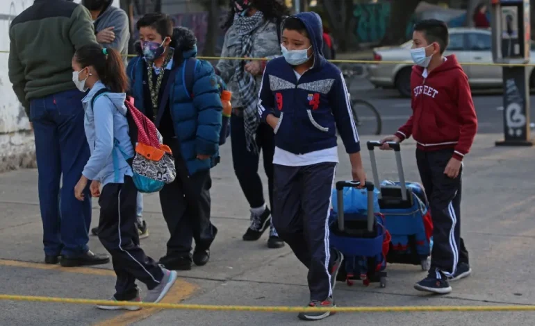  Escuelas de SLP aplicarán el horario invernal a partir del 13 de noviembre