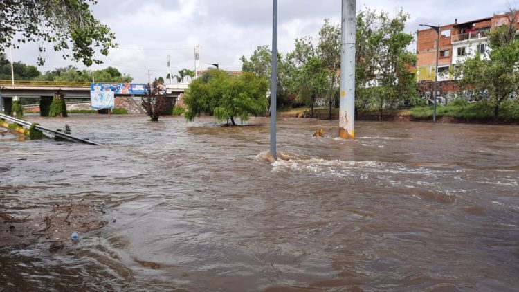  Crisis hídrica e inundaciones pueden aminorarse con la preservación del ANP Sierra de San Miguelito