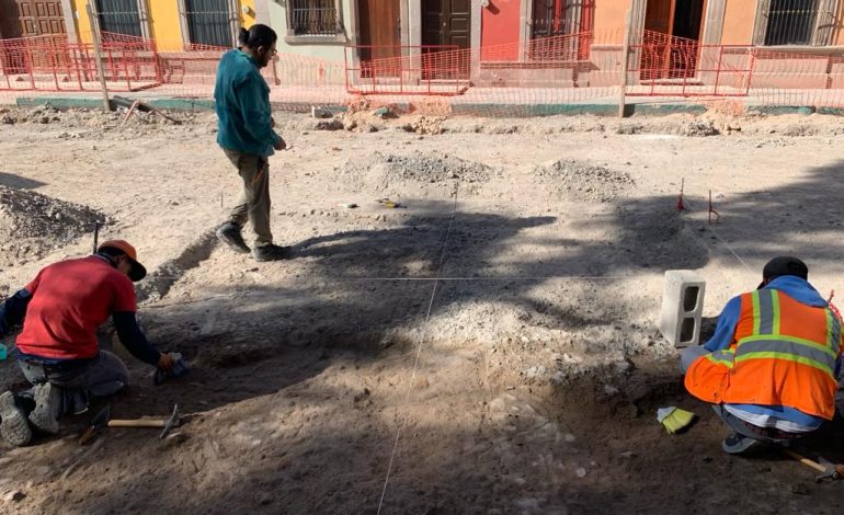  Encuentran vestigios históricos en obra de la Calzada de Guadalupe