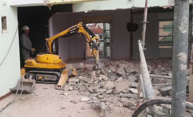  Demolerán 2 pisos de edificio en Lomas por incumplimiento de normativas