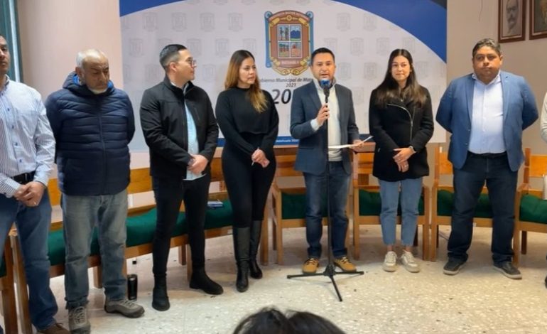  Alcalde interino de Matehuala cambia a 12 directores
